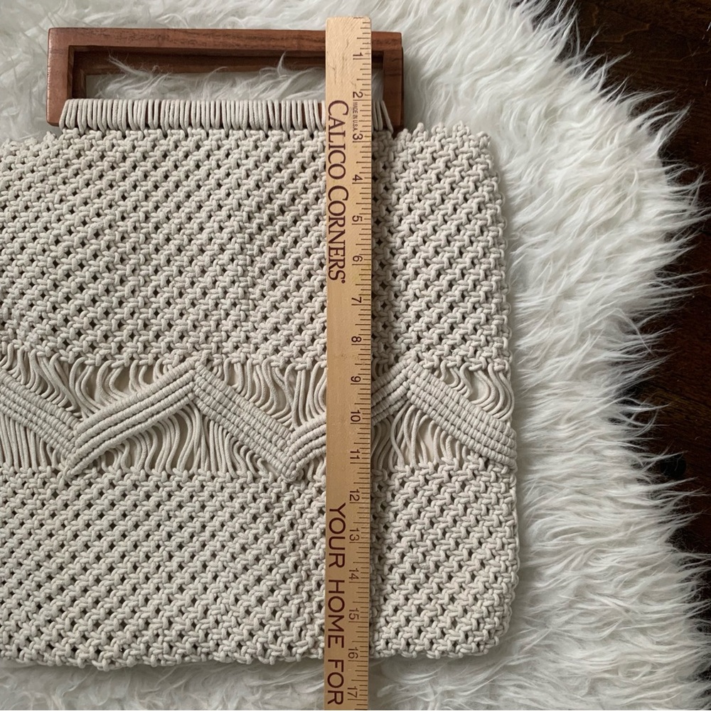 Shiraleah macrame’ handbag with wooden handle NEW never used, large size - Picture 9 of 10